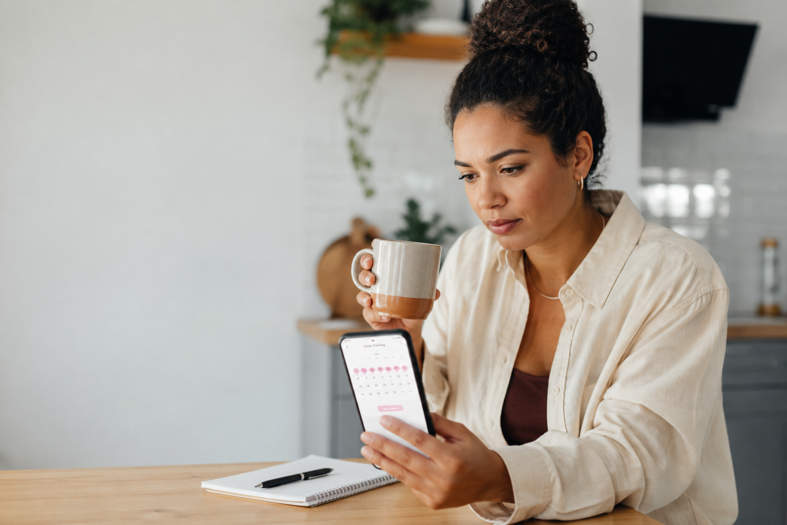 PCOS Symptoms: Early Signs, Diagnosis, and When to Get Checked